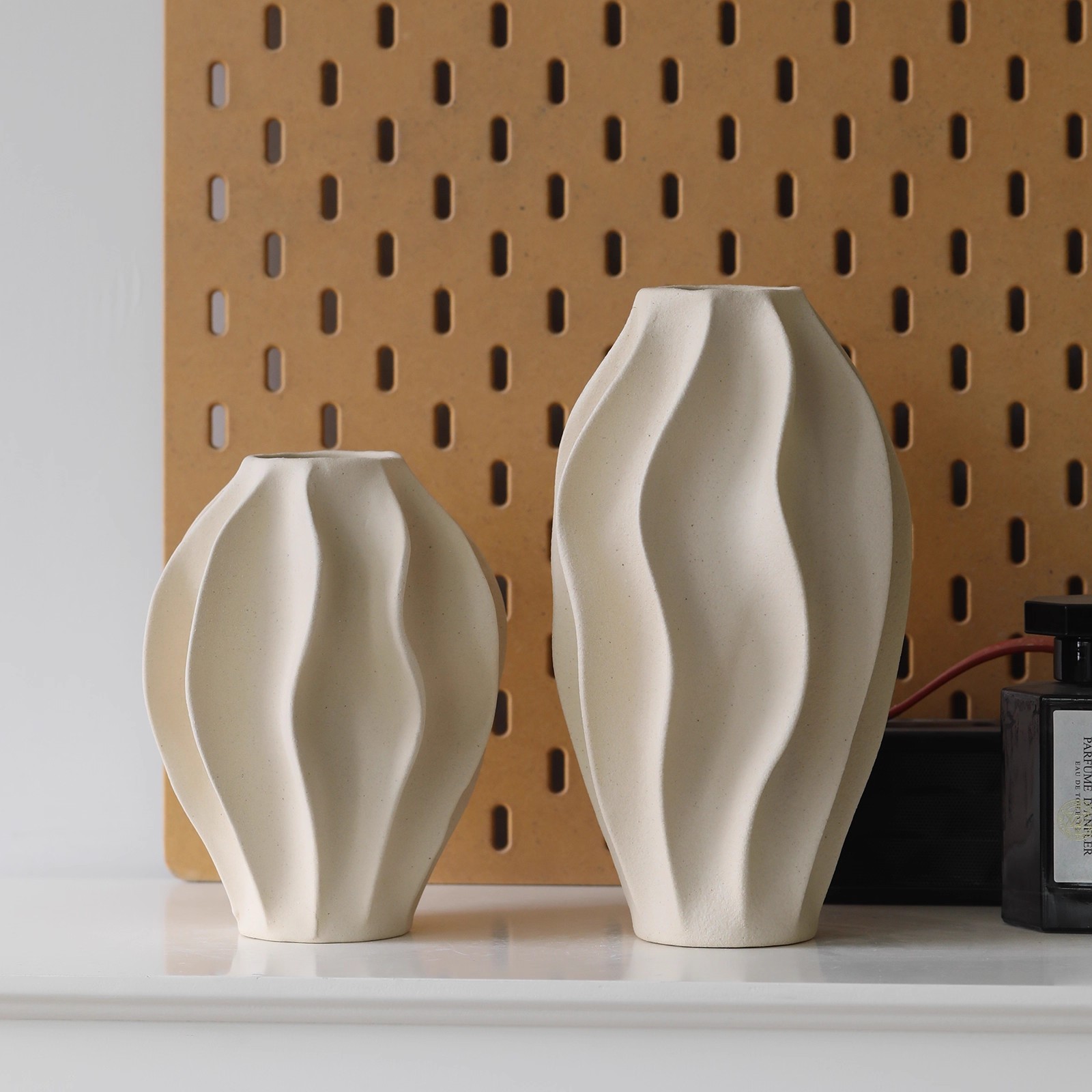 Beige ceramic vase with a high - 3D Printing Vase のレビューと価格